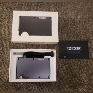 The Ridge Wallet - Aluminum Gunmetal